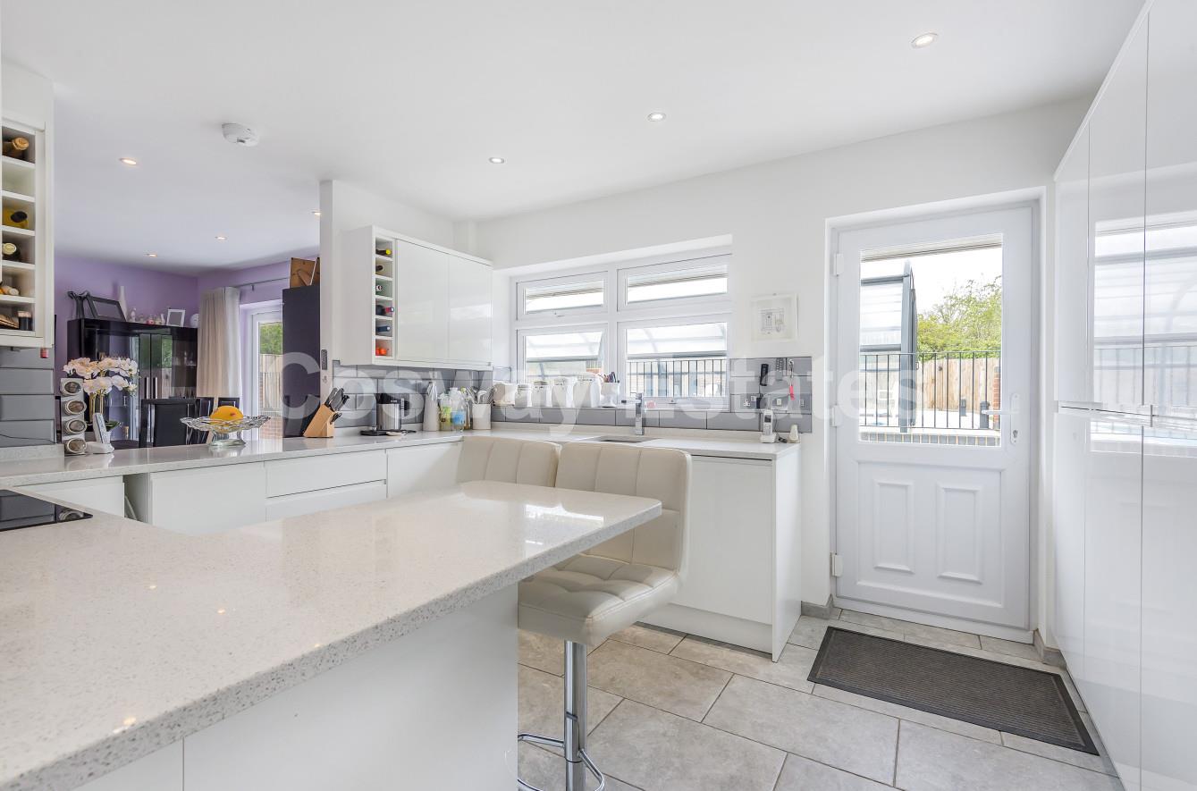 Maxwelton Close, Mill Hill